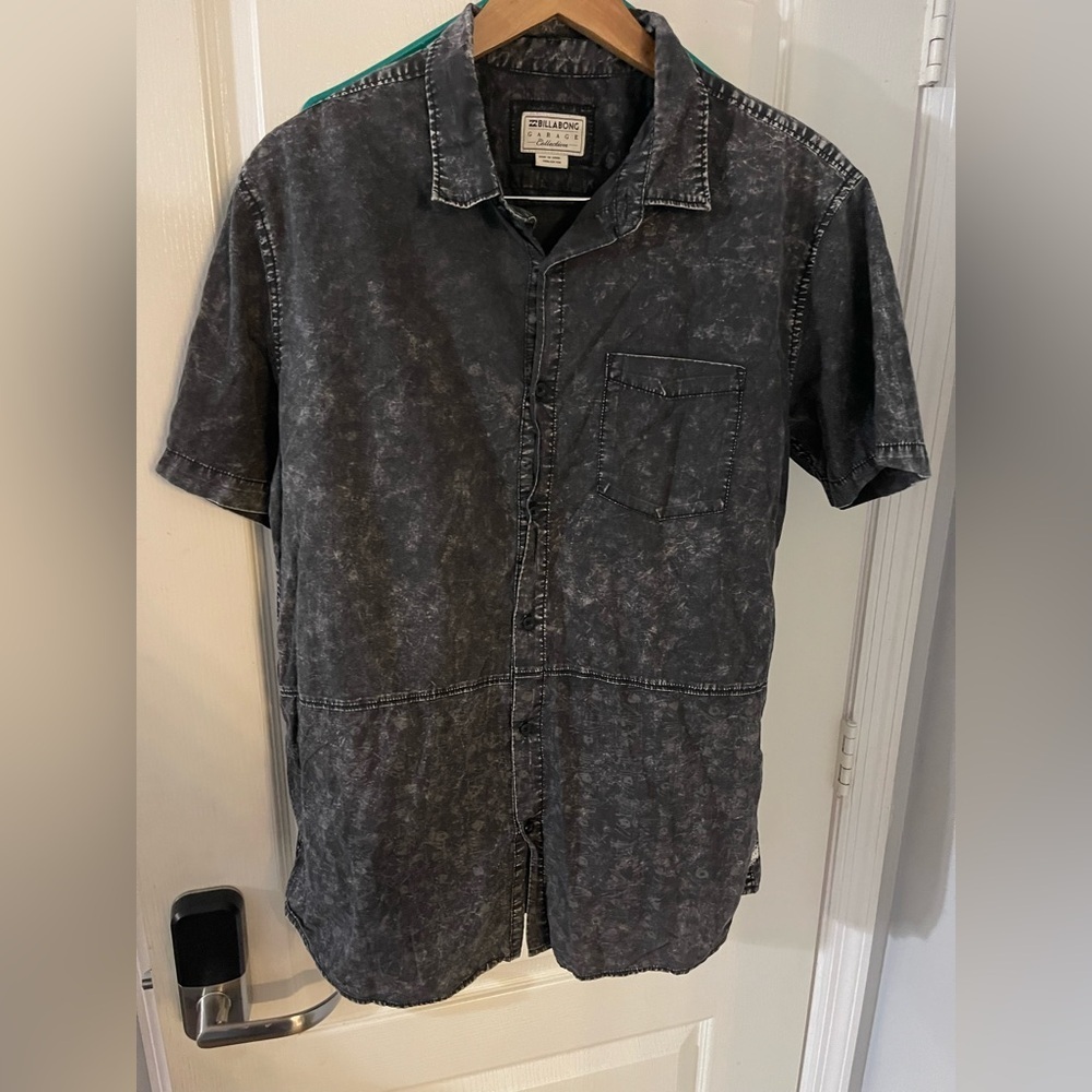 Billabong Garage Collection Men's Charcoal Casual Button Down Shirt